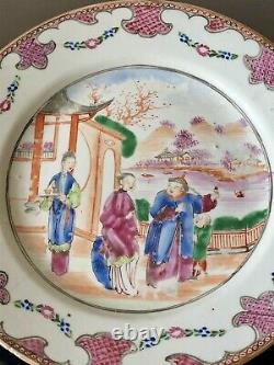 Assiette De Porcelaine Chinoise Ancienne Famille Rose