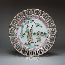 Assiette En Porcelaine De Chine Ancienne Famille Kangxi (1662-1722)