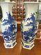 Belle Paire De Vases Antiques En Porcelaine Bleue Et Blanche Chinoise De 19c