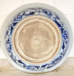 Belle assiette chinoise en porcelaine bleue cobalt de 15 pouces en excellent état