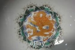 Bol Antique En Porcelaine Des Cinq Dragons Peint À La Main Chinois Par Yongzheng