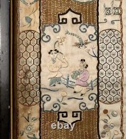 Broderie Encadrée Antique Chinoise De Dynastie De Qing 19ème