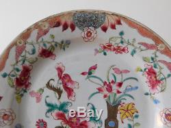 C. Assiette Antique En Porcelaine Yongzheng Famille Rose, 18ème