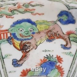 Chargeur Chinois En Porcelaine Avec Rapport