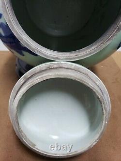 Chinois Vieux Bleu Et Blanc En Porcelaine Pot De Gingembre