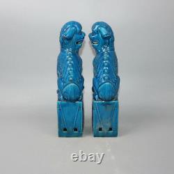 Chinoise Vieille Paire Marqué En Bleu Glaze Porcelaine Foo Statues Dog
