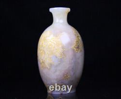 Collection de bouteilles à tabac chinoises en pierre de Shoushan naturelle sculptée exquise et dorée.