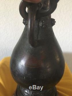 Dynastie Des Yuan Chinois Bronze Vase Et Support En Bronze