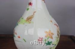 Epoque Xviiie Yongzheng Chinois Doré Vase Octogonal Famille-rose