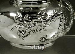 Exportation Chinoise Silver Dragon Teapot C1875 Chong Woo