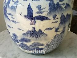 Grand Antique Chinese Exportation Blue Et Blanche Porcelaine Porcelaine Ginger Jar 18