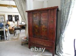 Grand Chinese Qing Dynasty Red Laquer 2 Porte Cabinet