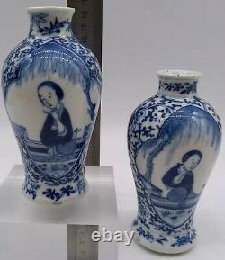 Paire Chinoise Antique De Vases De Porcelaine De Kangxi, 19ème Siècle