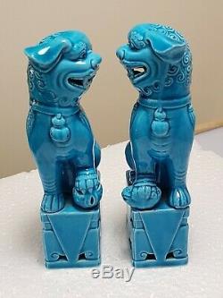 Paire De Chiens Foo En Céramique Turquoise Bleue Des Années 1920 / Lions Gardiens