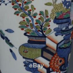Paire De Vases Guanyin En Porcelaine De Famille Rose, Chine, Bleu Et Blanc