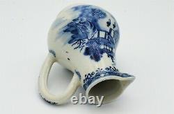 Période Qianlong (18ème Cen) Cruche Chinoise De Crème De Porcelaine Bleue Et Blanche Antique