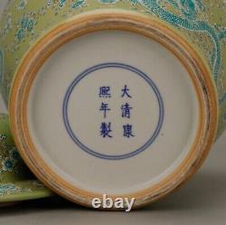 Pot chinois antique en porcelaine de la dynastie Qing avec couvercle Famille Verte Tiffany - Marqué