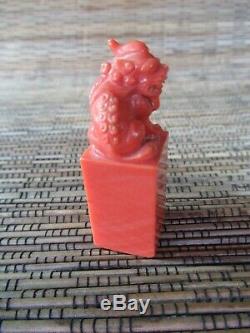Qing Dynastie Chinoise Red Coral Foo Chien Lion Miniature 2 Pouces Antique Seal Chop