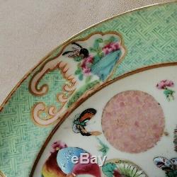 Rose Plate Main Famille Painted Porcelaine Chinoise, Boule De Fleurs Cocardes