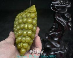 Sculpture de raisin en jade jadeite vert naturel chinois 8.8''