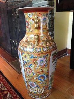 T 24 Antique Porcelaine Chinoise Famille Rose Medaillon Vase Étage Palais