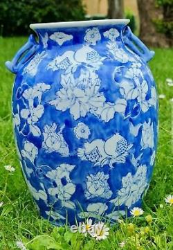 Tall Chineserie Vase Bleu Et Blanc Porcelaine Chinois Floral Maison Décor Marqué