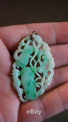 Très Belle Porcelaine Chinoise De La Dynastie Ming Jade Vert Pendentif De Haute Qualité
