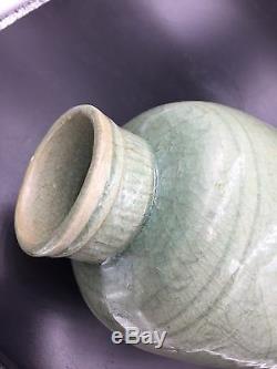 Un Chinois Longquan Celadon Vase Dynastie Ming