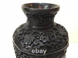 Vase De Cinnabar Noir Sculpté De Dragon Lourd Chinois Vintage, 9 Tall X 4 1/2 Plus Large