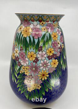 Vase cloisonné chinois bleu avec motif de fleurs