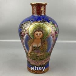 Vases en porcelaine émaillée chinoise faites à la main avec un motif exquis de Guanyin 63553.
