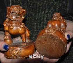 Vieux Chinois Main De Maître En Bois Sculpté Boxwood Chien Toto Lion Statue Riche Paire Animaux