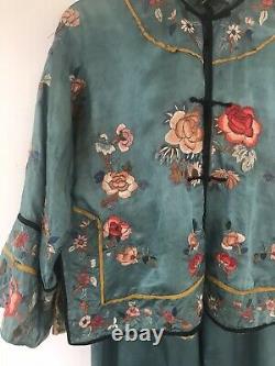 Vintage Chinese Antique Embroidered Silk Deco Qing Dynasty Robe Lounge Set