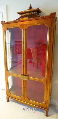 Vtg Mid-century Asian Chinese Chinoise Pagoda Chine Curio Display Cabinet